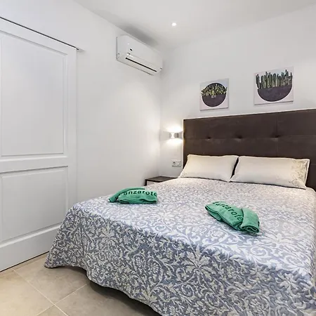 Villa Deluxe En Puerto Del Carmen Villa Tias